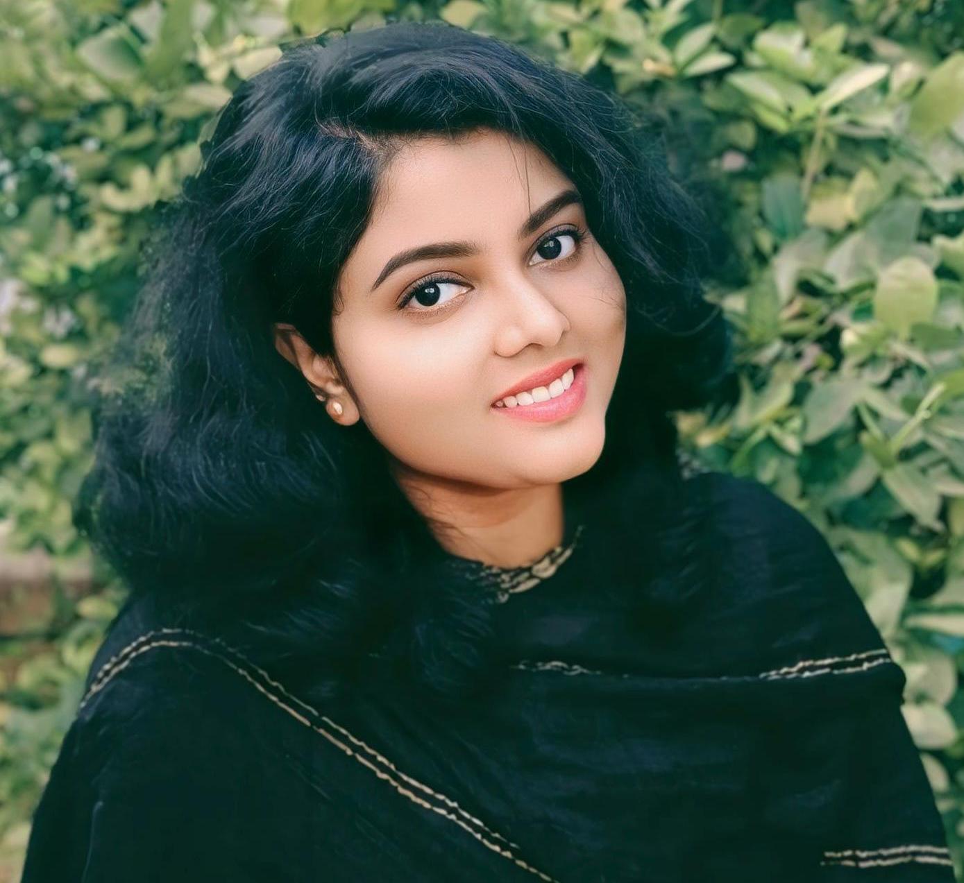Aruna. D